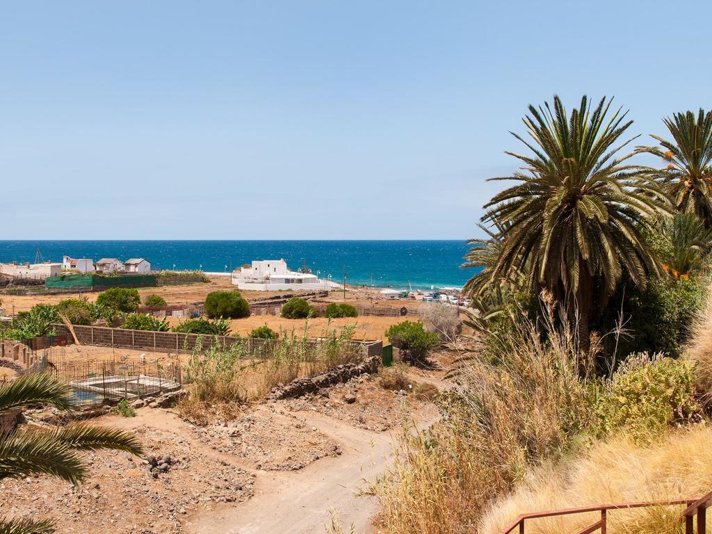 Agaete Beach Rental At Volcanic Natural Pools Exterior photo